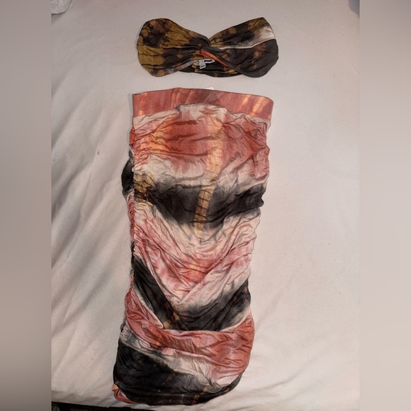 FASHION NOVA TIE DYE SKIRT SET - Picture 3 of 4